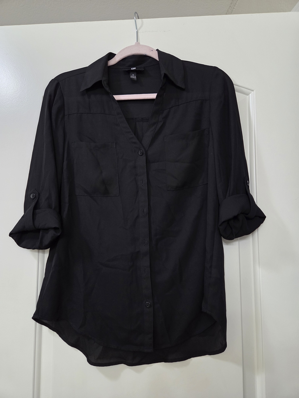 Iz Byer Black Top with Branded Neck Tag